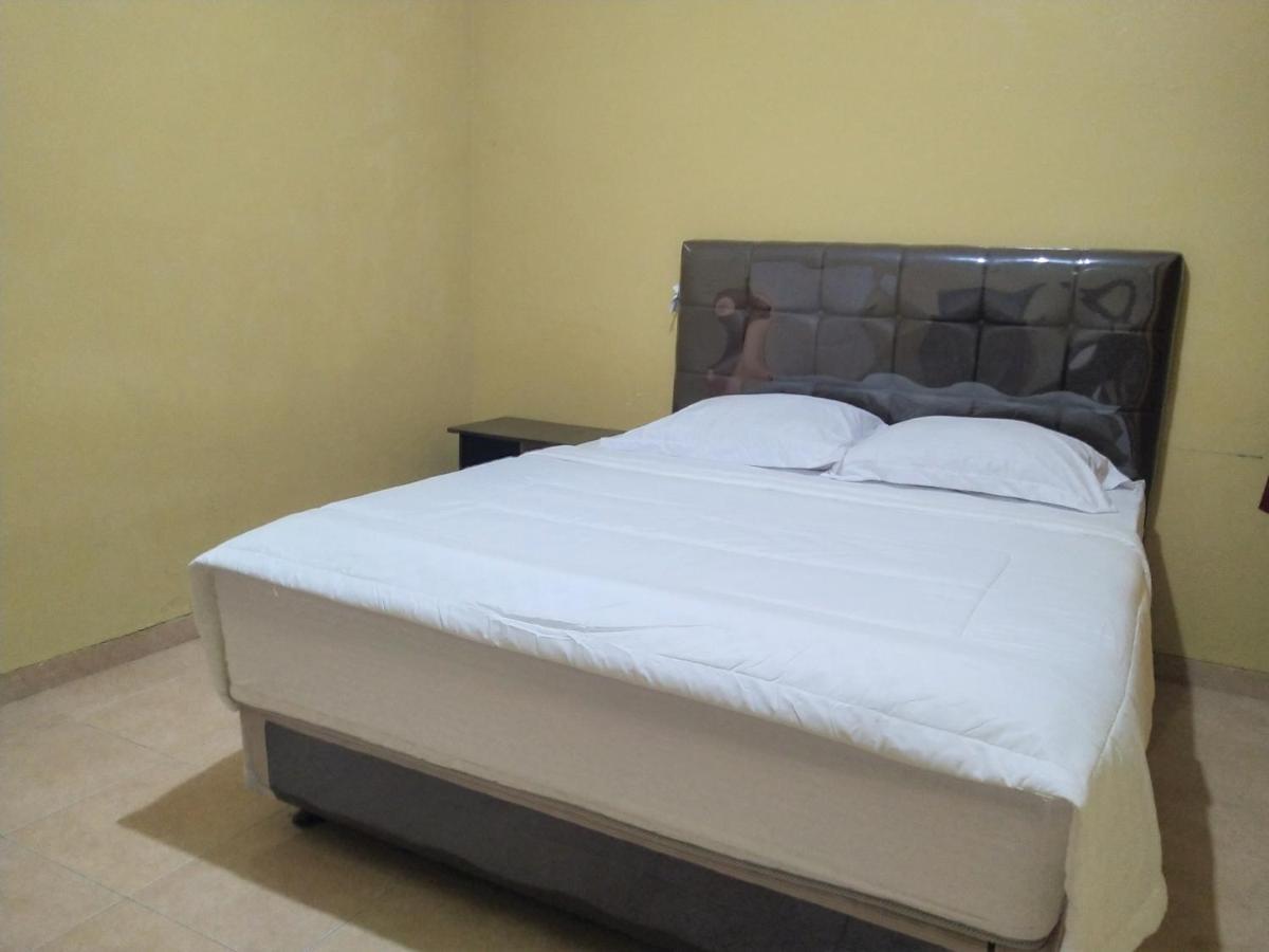 Hotel Pekalongan Syariah Mitra Reddoorz Dış mekan fotoğraf