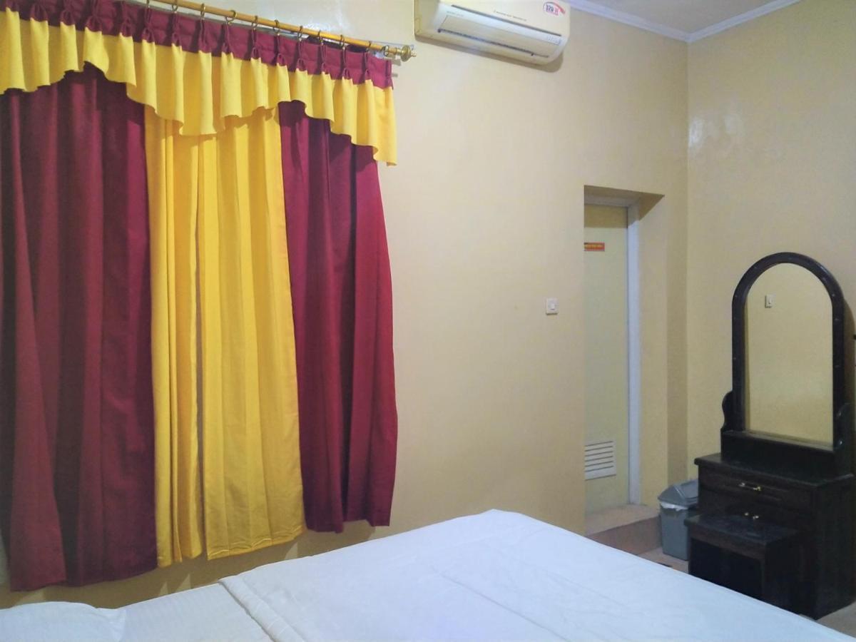 Hotel Pekalongan Syariah Mitra Reddoorz Dış mekan fotoğraf