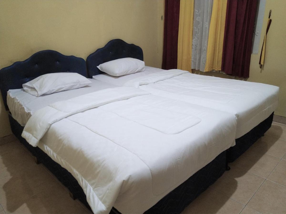 Hotel Pekalongan Syariah Mitra Reddoorz Dış mekan fotoğraf