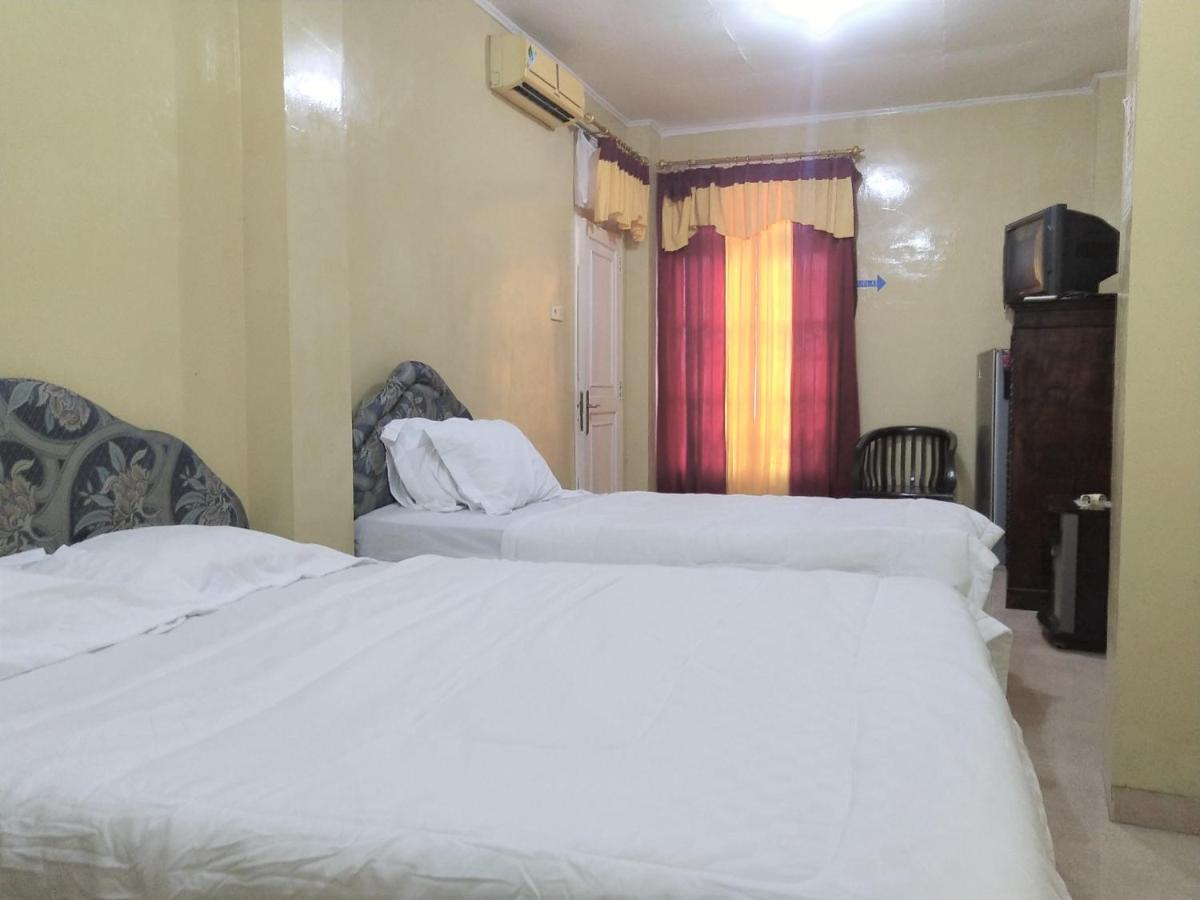 Hotel Pekalongan Syariah Mitra Reddoorz Dış mekan fotoğraf