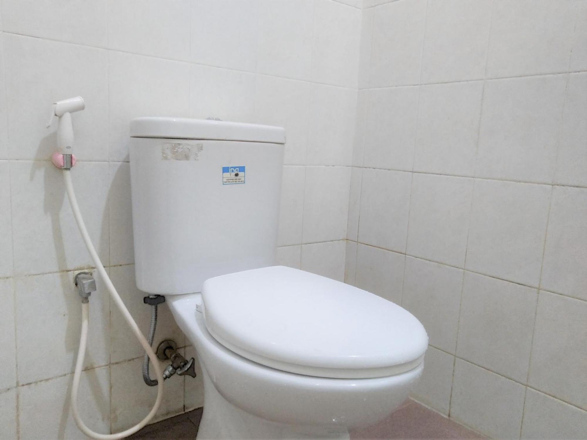 Hotel Pekalongan Syariah Mitra Reddoorz Oda fotoğraf